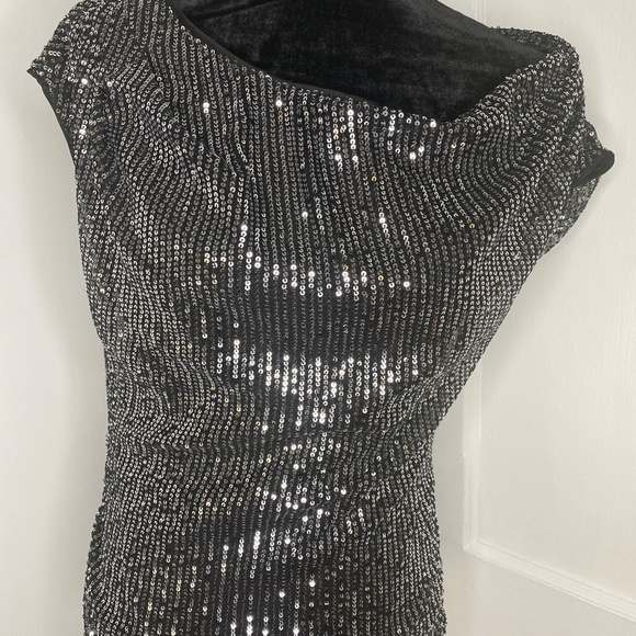 Grace Karin Tops - Grace Karin NWT Black & Silver Sequin Off Shoulder Top